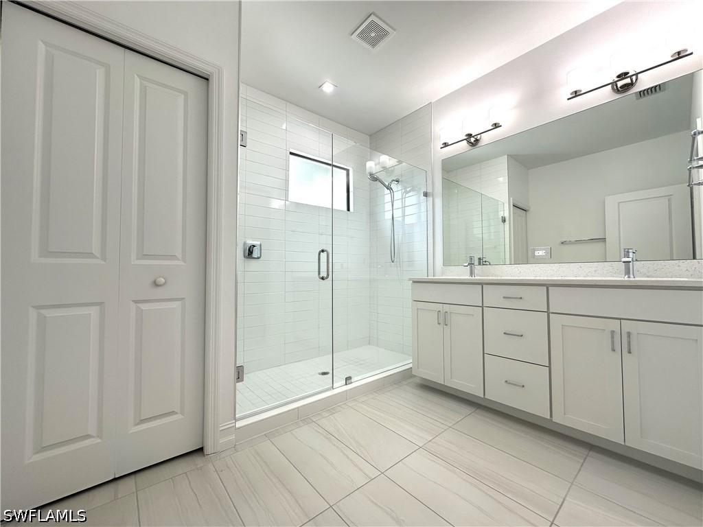 3 Bed Townhouse for Sale in Vanderbilt Reserve, FL, $2,875 — photo 17