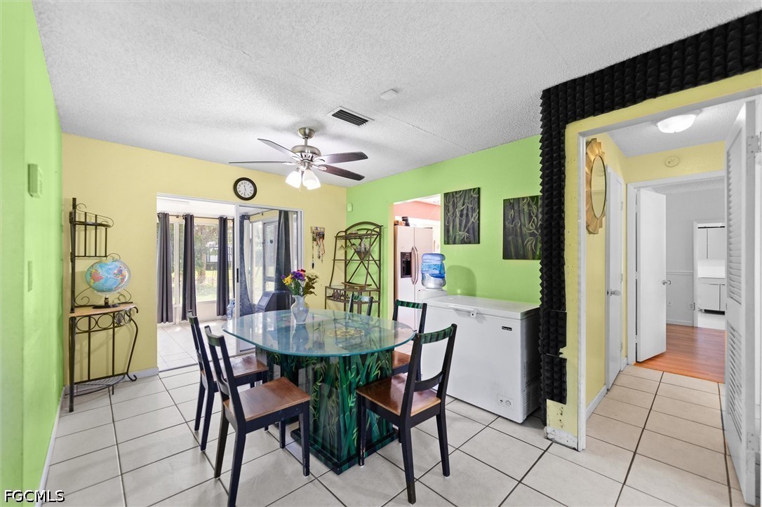 2 Bed SingleFamilyResidence for Sale in Lehigh Acres, photo 17