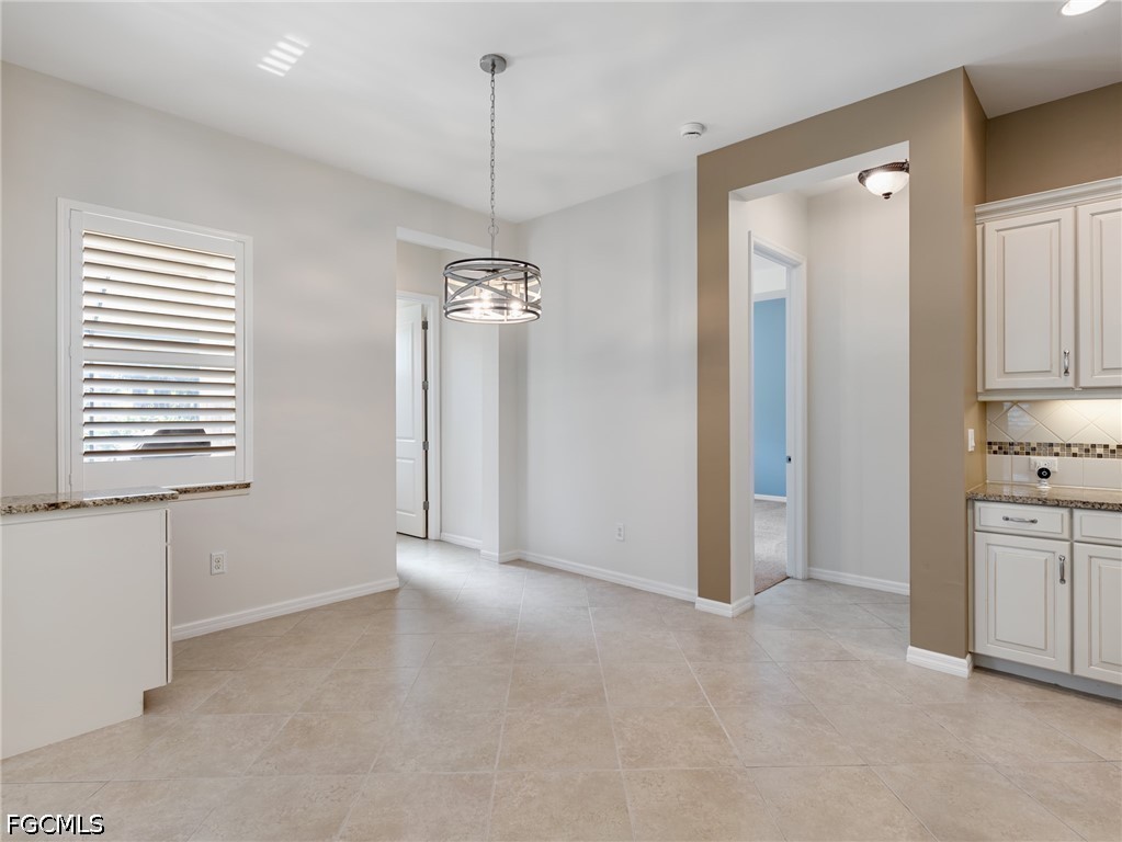 3 Bed Pool Home for Sale in Daniels Place, photo 17