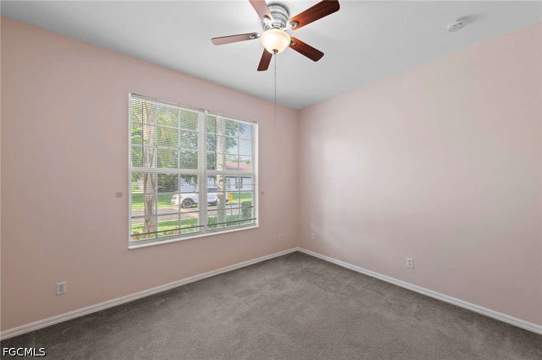 3 Bed SingleFamilyResidence for Sale in Cypress Cay, photo 17