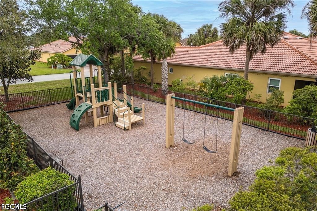 2 Bed Waterfront Home for Sale in Lehigh Acres, FL, $214,900 — photo 17
