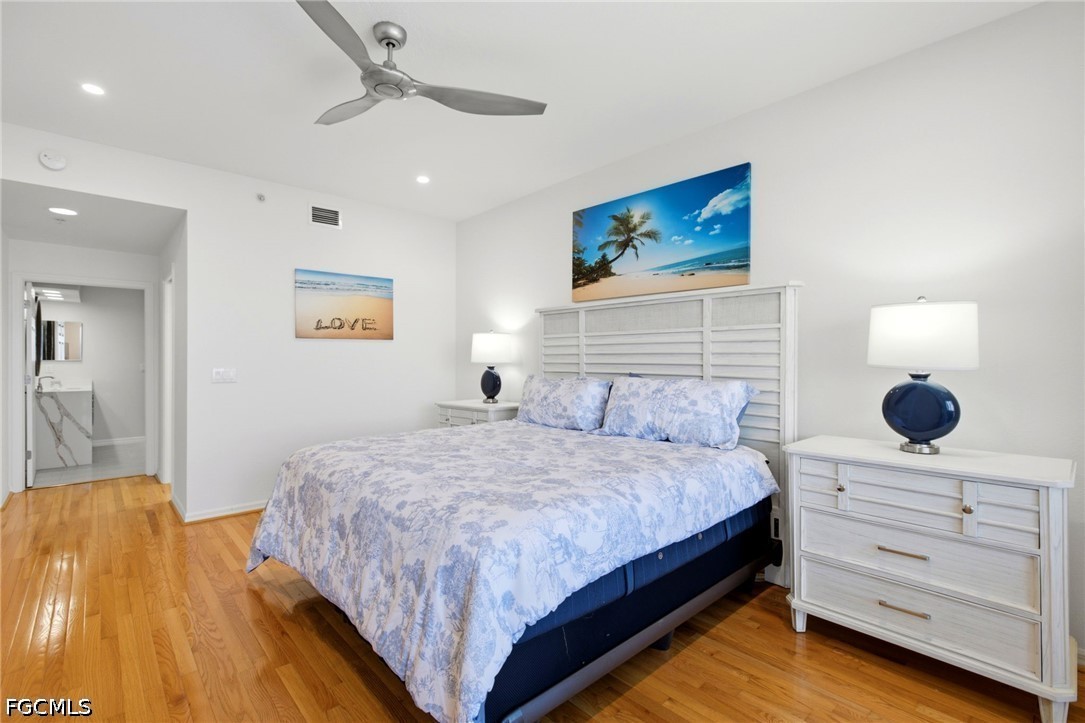 3 Bed Waterfront Home for Sale in Waterside At Bay Beach, photo 17