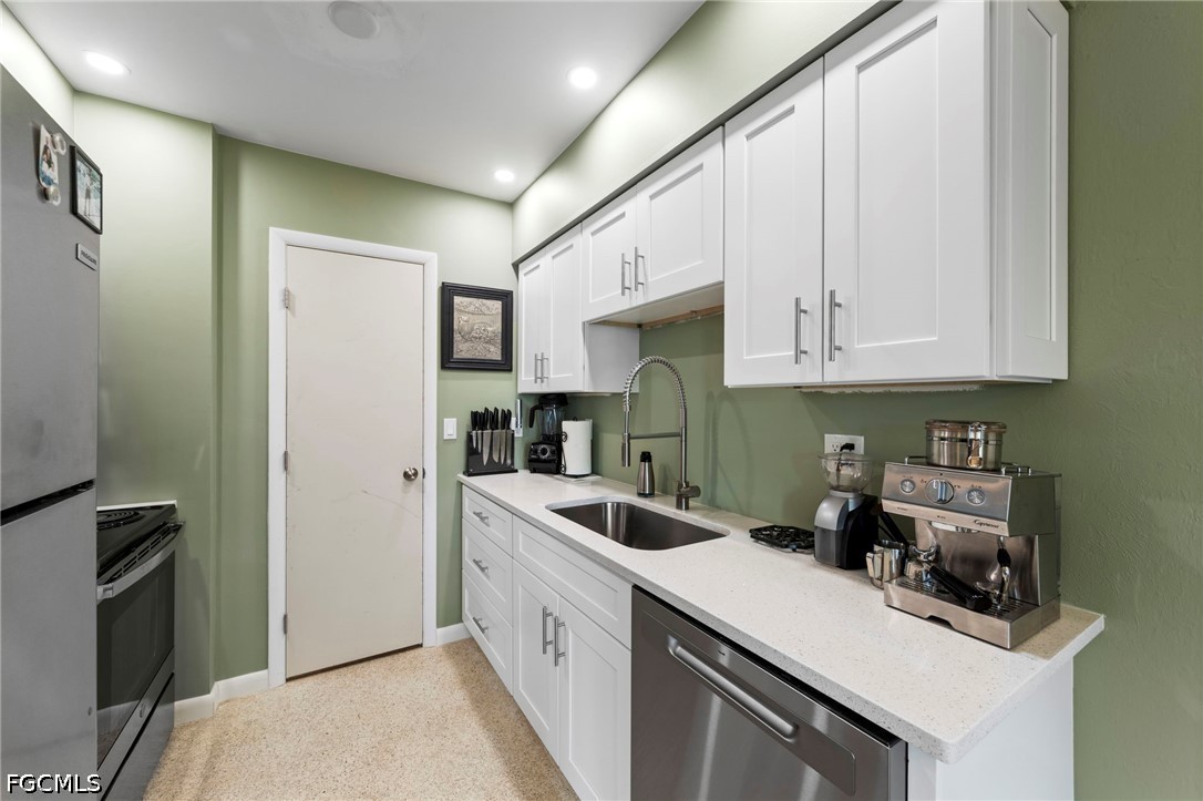 2 Bed SingleFamilyResidence for Sale in Wedgewood, photo 17