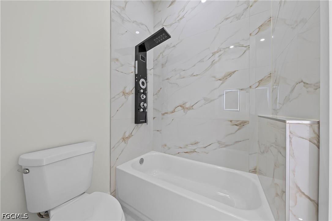 3 Bed SingleFamilyResidence for Sale in Lehigh Acres, FL — photo 17