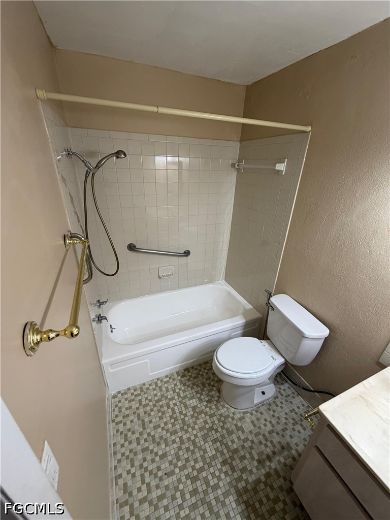 1 Bed Condominium for Sale in Green Tee Village, FL, $1,050 — photo 17