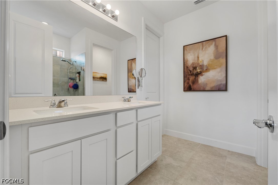 3 Bed Pool Home for Sale in Verde, photo 17