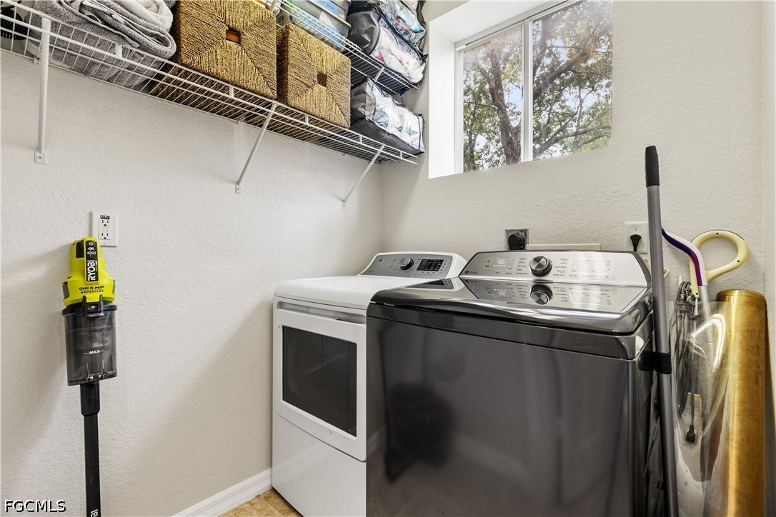 4 Bed Townhouse for Sale in Colonnade At Forum, FL, $289,900 — photo 17