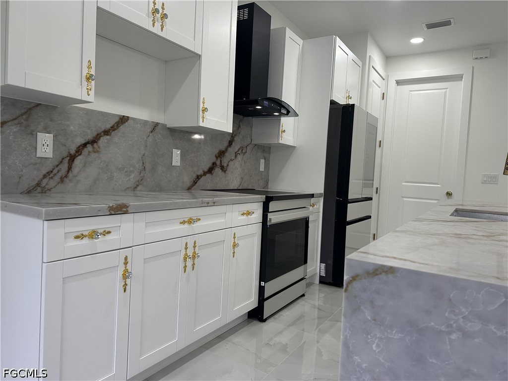 3 Bed SingleFamilyResidence for Sale in Lehigh Acres, FL — photo 17