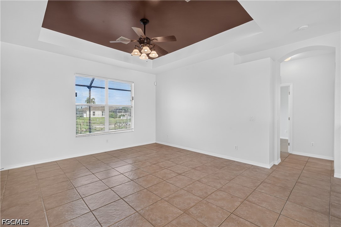 3 Bed Pool Home for Sale in Cape Coral, photo 17
