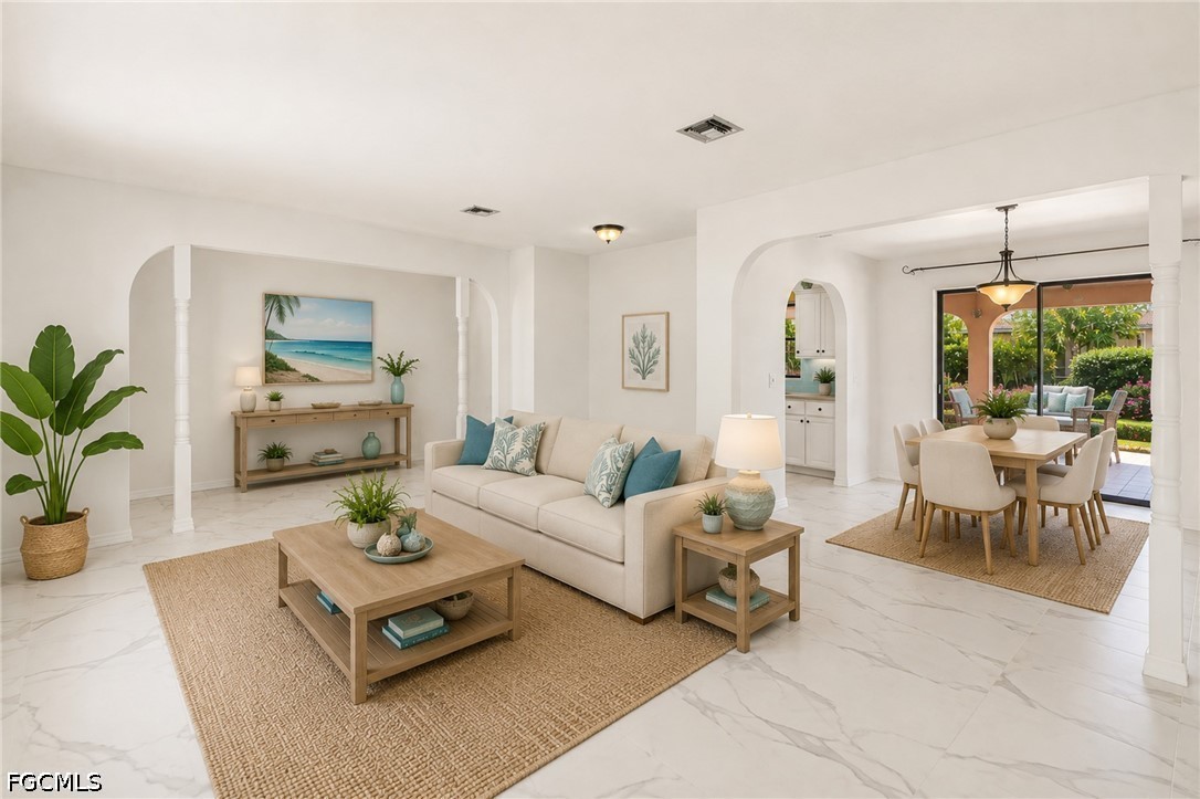3 Bed SingleFamilyResidence for Sale in Fort Myers, photo 17