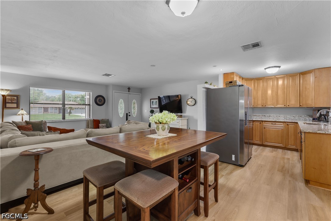 3 Bed Pool Home for Sale in Cape Coral, photo 17