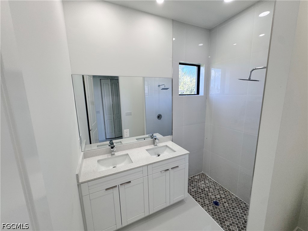4 Bed SingleFamilyResidence for Sale in Cape Coral, FL — photo 17