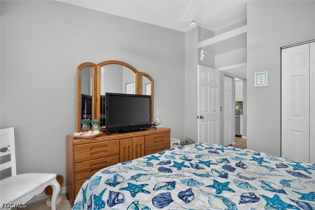 2 Bed Waterfront Home for Sale in Grandview, photo 17