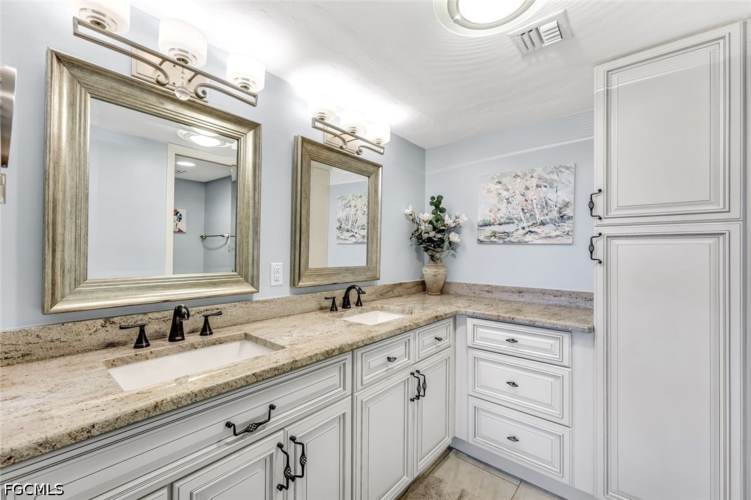 2 Bed Waterfront Home for Sale in Bonita Springs, photo 17