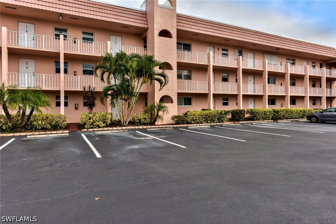 2 Bed Condominium for Sale in Naples, FL, $3,000 — photo 17