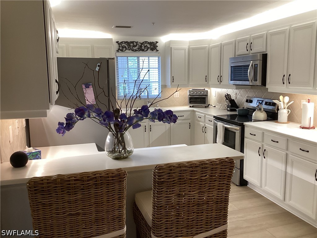 2 Bed Condominium for Sale in Naples, FL, $299,900 — photo 17