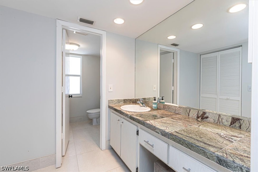 2 Bed Condominium for Sale in Naples, FL, $350,000 — photo 17