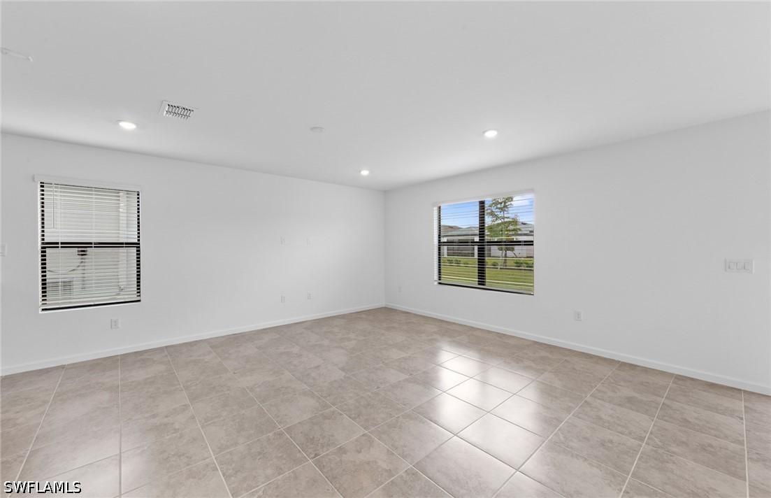 4 Bed SingleFamilyResidence for Sale in Caloosa Cove, FL — photo 17