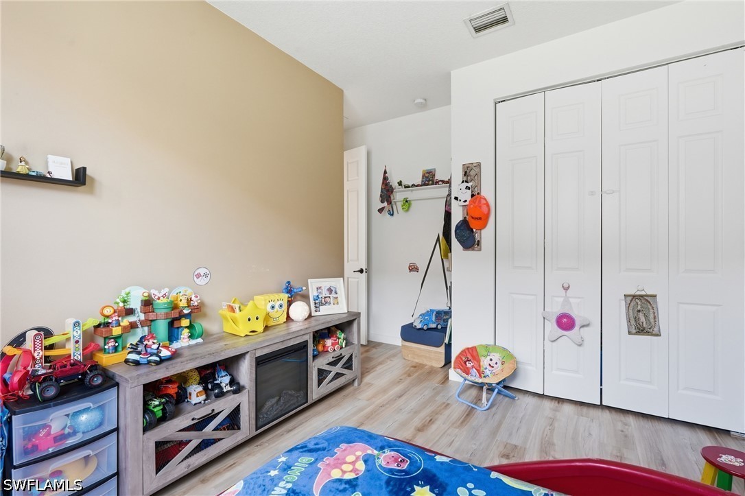 3 Bed SingleFamilyResidence for Sale in Naples, FL, $449,900 — photo 17