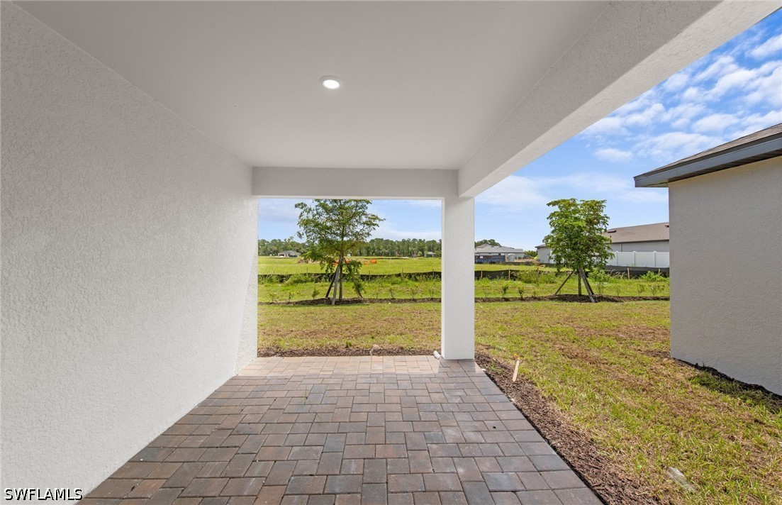 4 Bed SingleFamilyResidence for Sale in Caloosa Cove, FL — photo 17