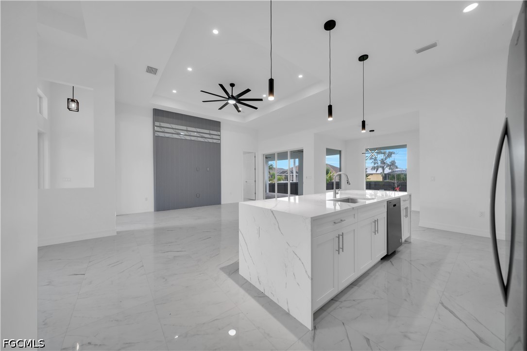 3 Bed Pool Home for Sale in Cape Coral, photo 17