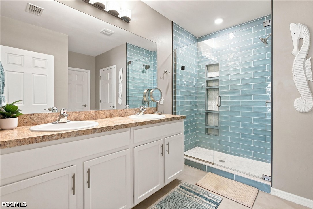 4 Bed Pool Home for Sale in Entrada, photo 17