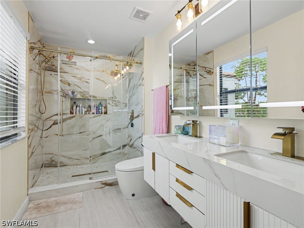 3 Bed SingleFamilyResidence for Sale in Bonita Fairways, photo 17