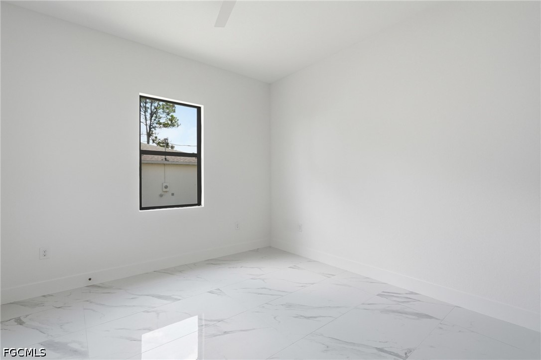 4 Bed SingleFamilyResidence for Sale in Port Labelle, photo 17
