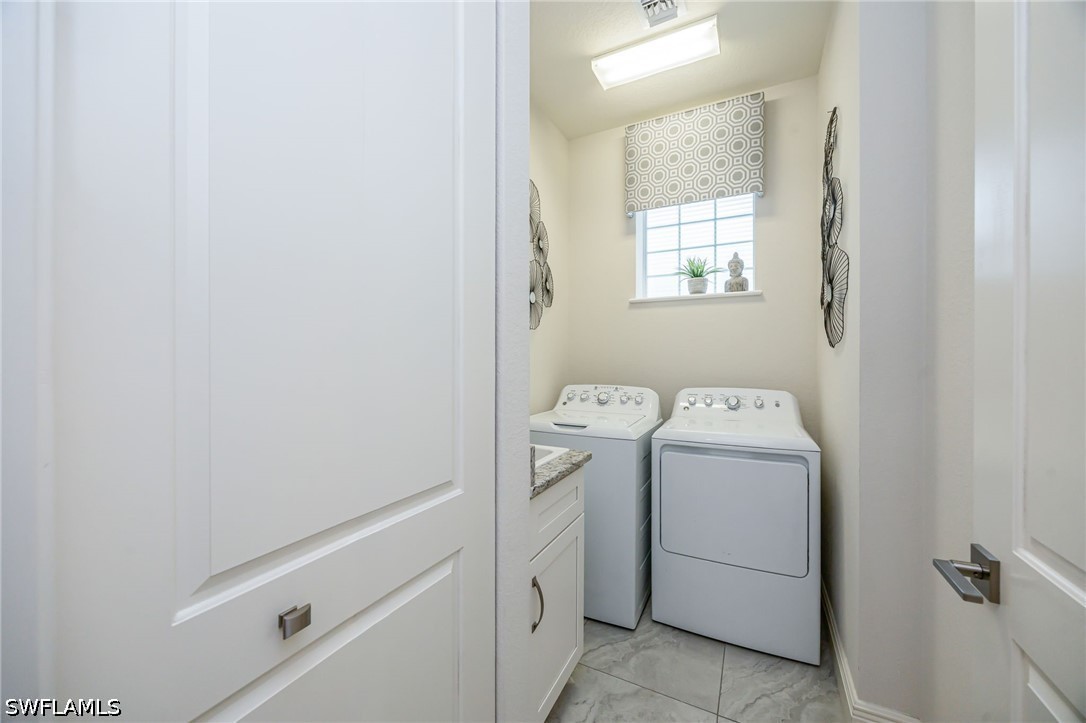 2 Bed Waterfront Home for Sale in Vista Pointe, photo 17