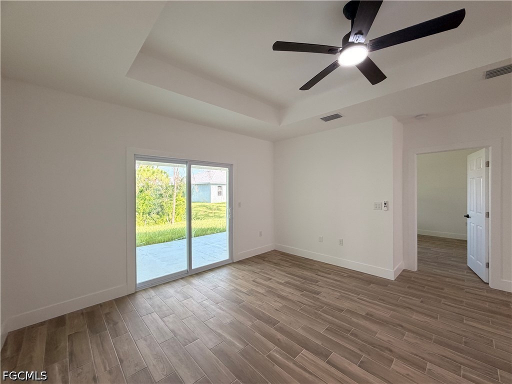 3 Bed Duplex for Sale in Lehigh Estates, photo 17