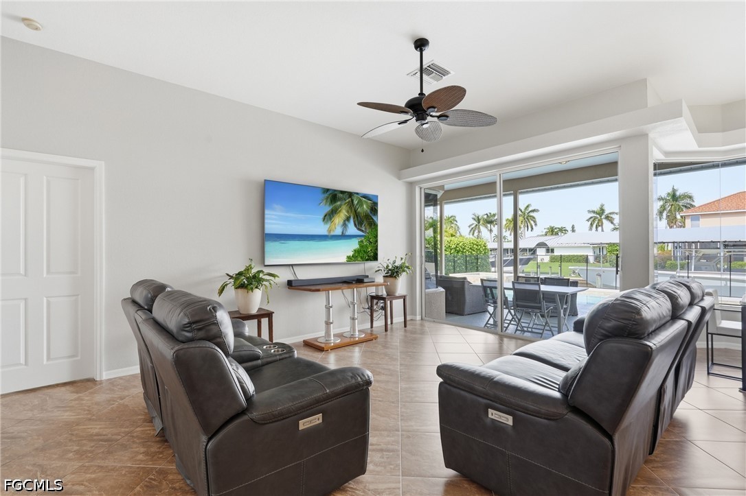 3 Bed Pool Home for Sale in Cape Coral, photo 17
