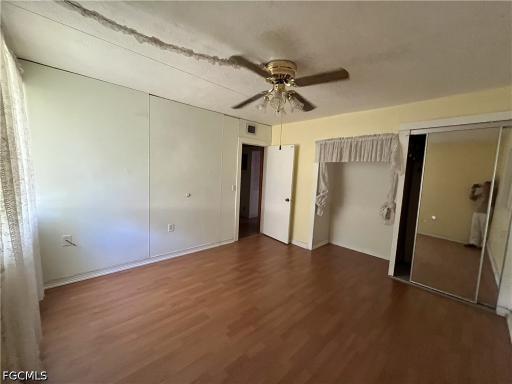 5 Bed Quadruplex for Sale in North Fort Myers, photo 17
