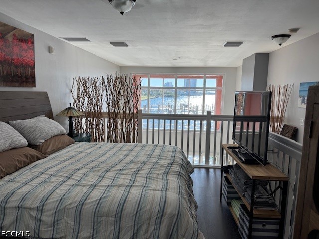 1 Bed Waterfront Home for Sale in Riviera, photo 17