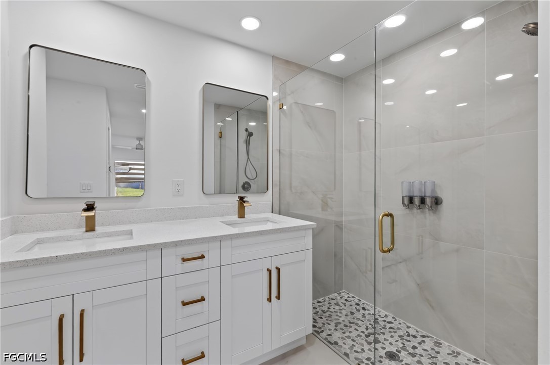 3 Bed Pool Home for Sale in Cape Coral, photo 17