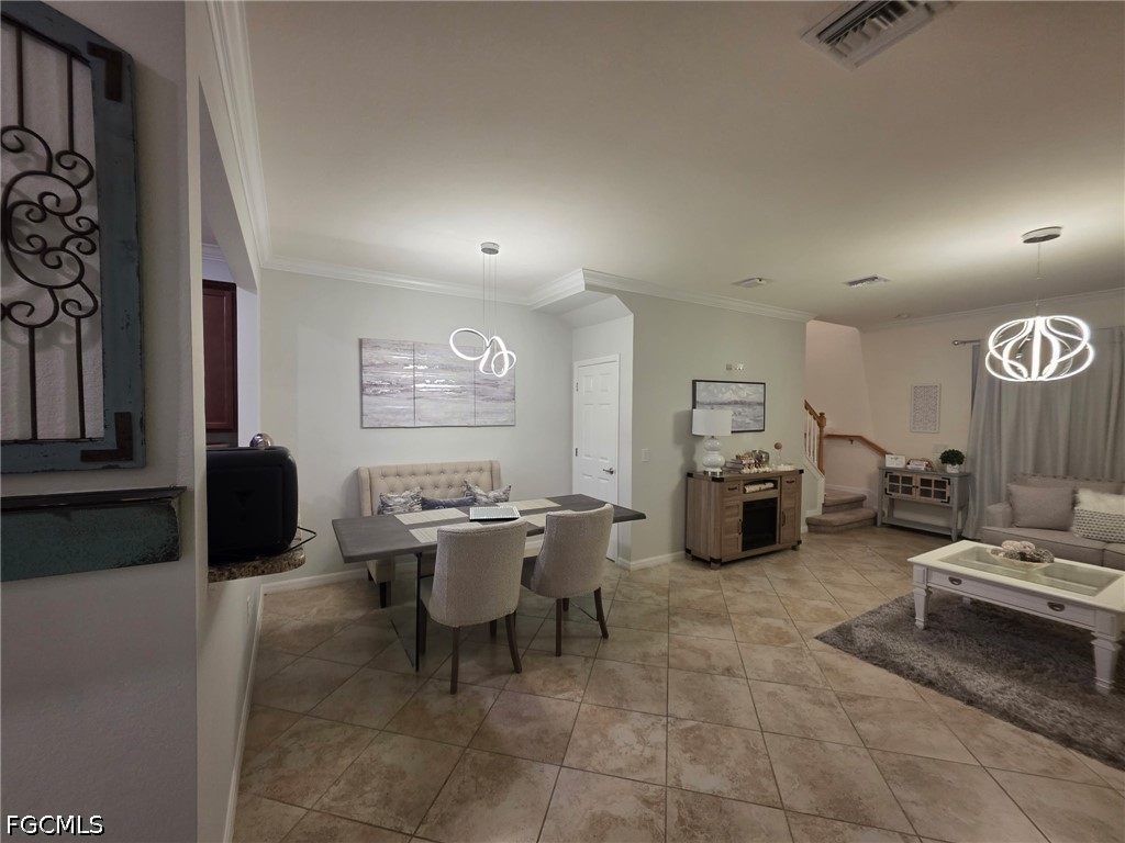 3 Bed Townhouse for Sale in Naples, photo 17