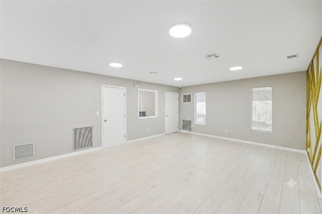 Office for Sale in Fort Myers, photo 17