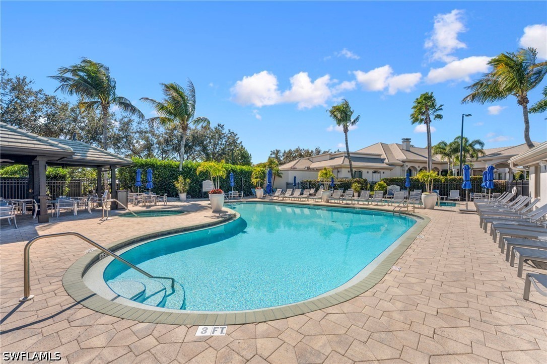 2 Bed Condominium for Sale in Naples, photo 17