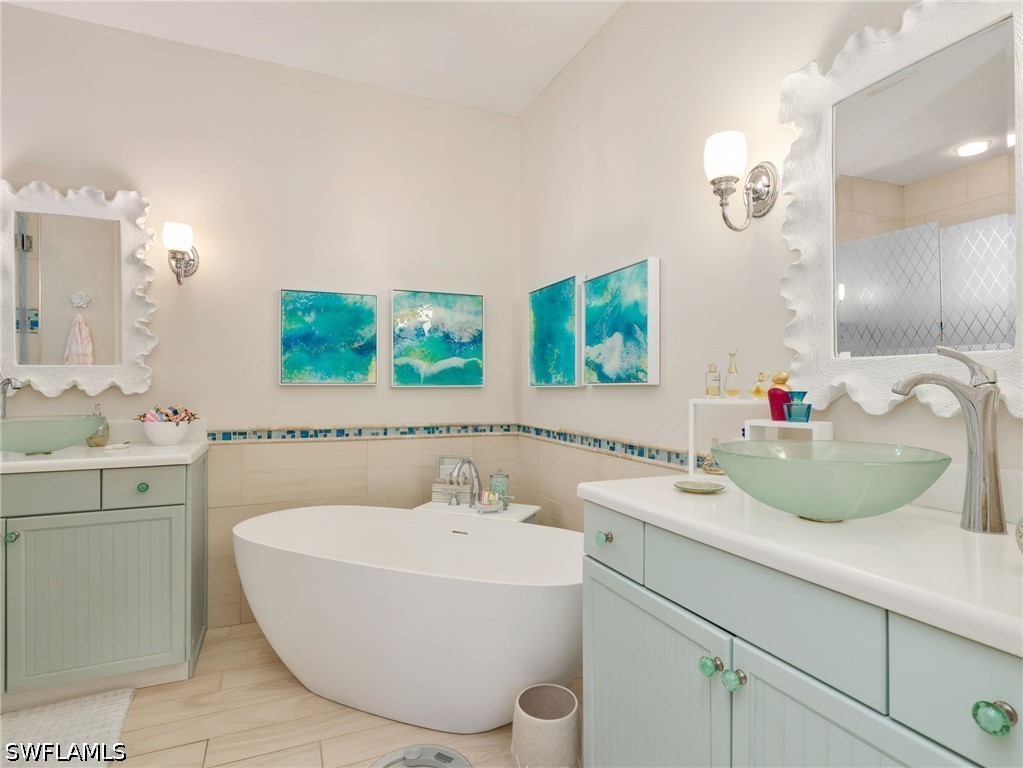 3 Bed Pool Home for Sale in Bella Terra, photo 17