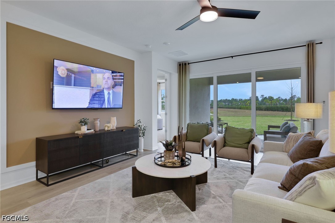 4 Bed SingleFamilyResidence for Sale in Creekside Run, photo 17