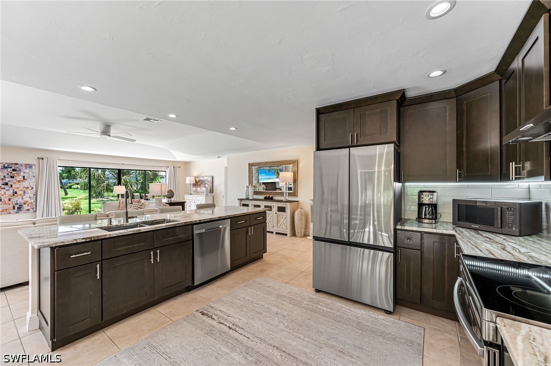 3 Bed SingleFamilyResidence for Sale in Spanish Wells, photo 17