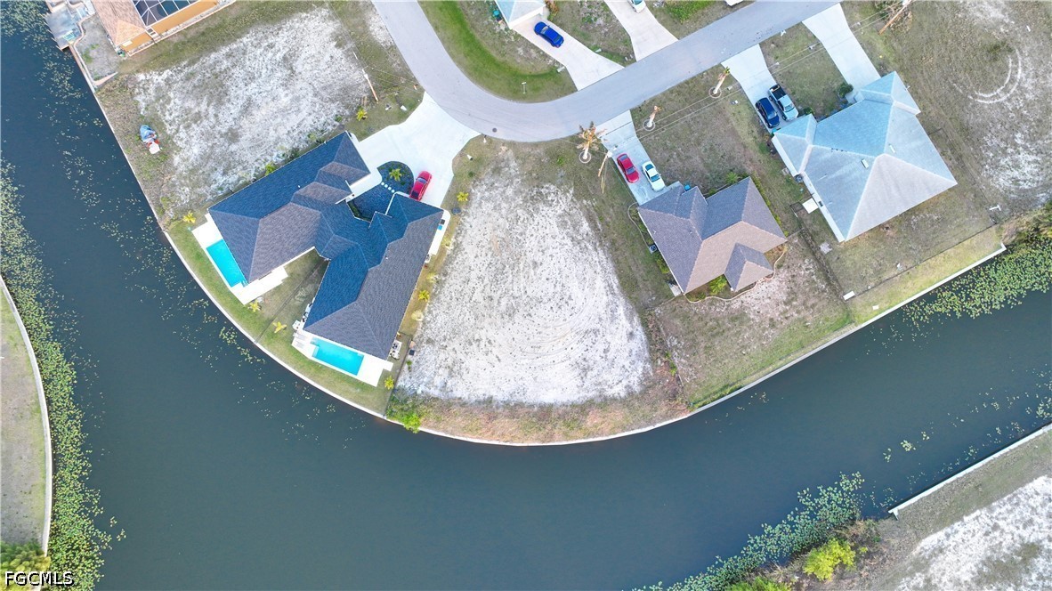 Waterfront Home for Sale in Cape Coral, photo 17