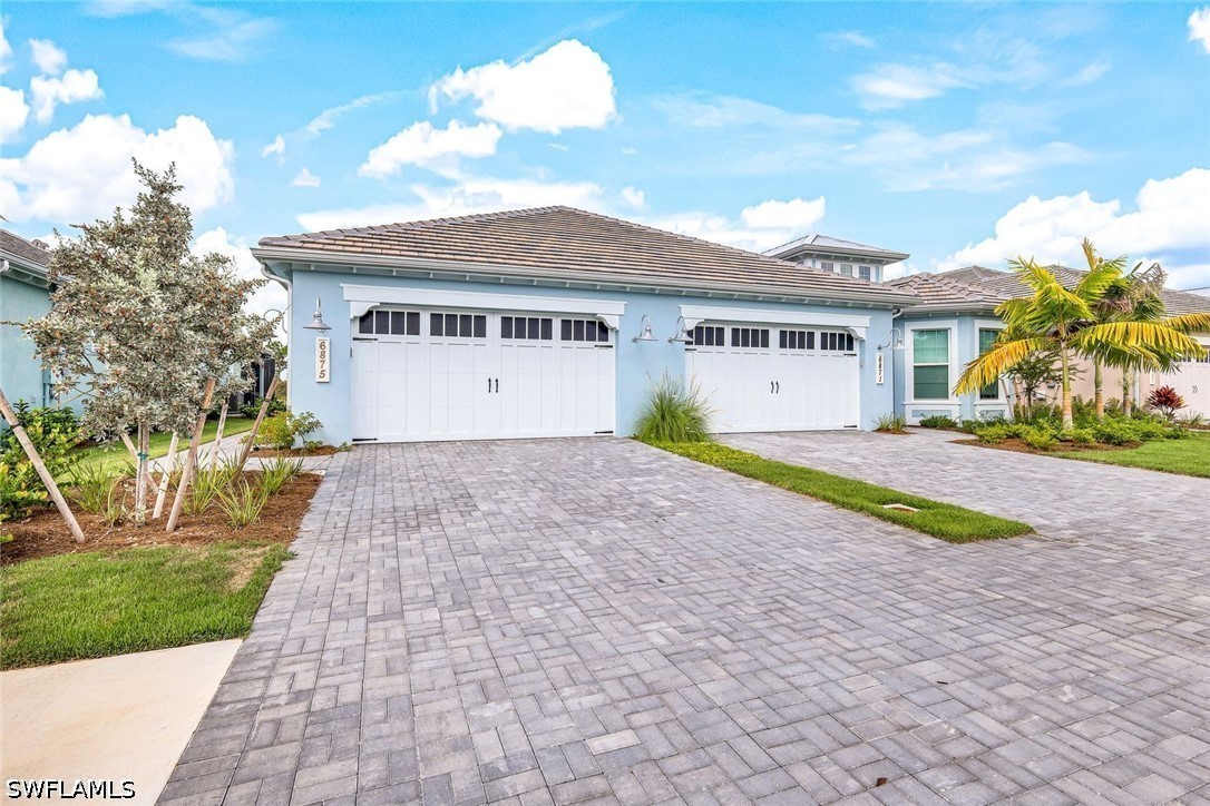 2 Bed Pool Home for Sale in Naples, photo 17