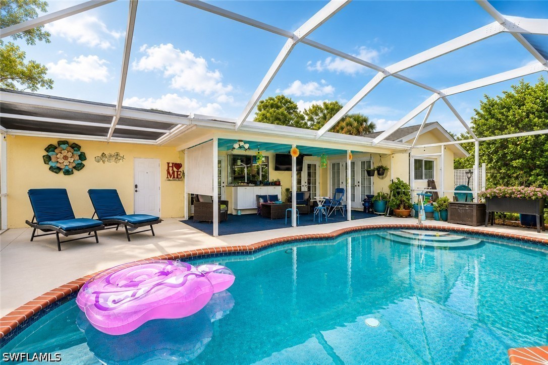 2 Bed Pool Home for Sale in Tanglewood, photo 17