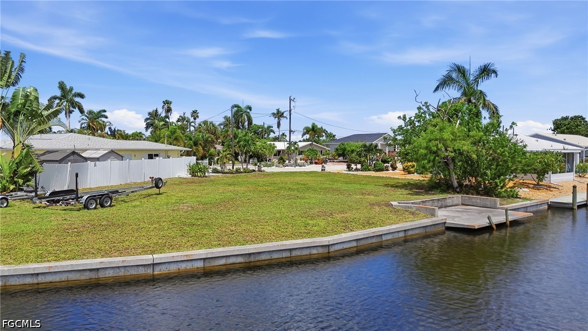 Waterfront Home for Sale in Matlacha Isles, photo 17