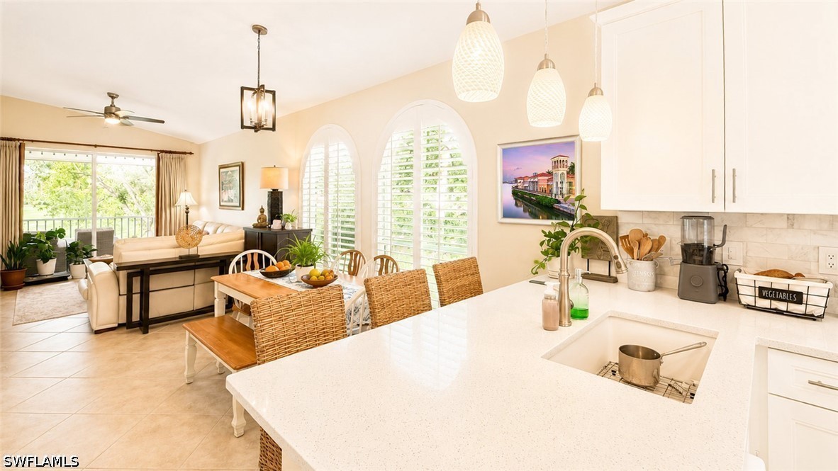 2 Bed Condominium for Sale in Twelve Oaks, photo 17