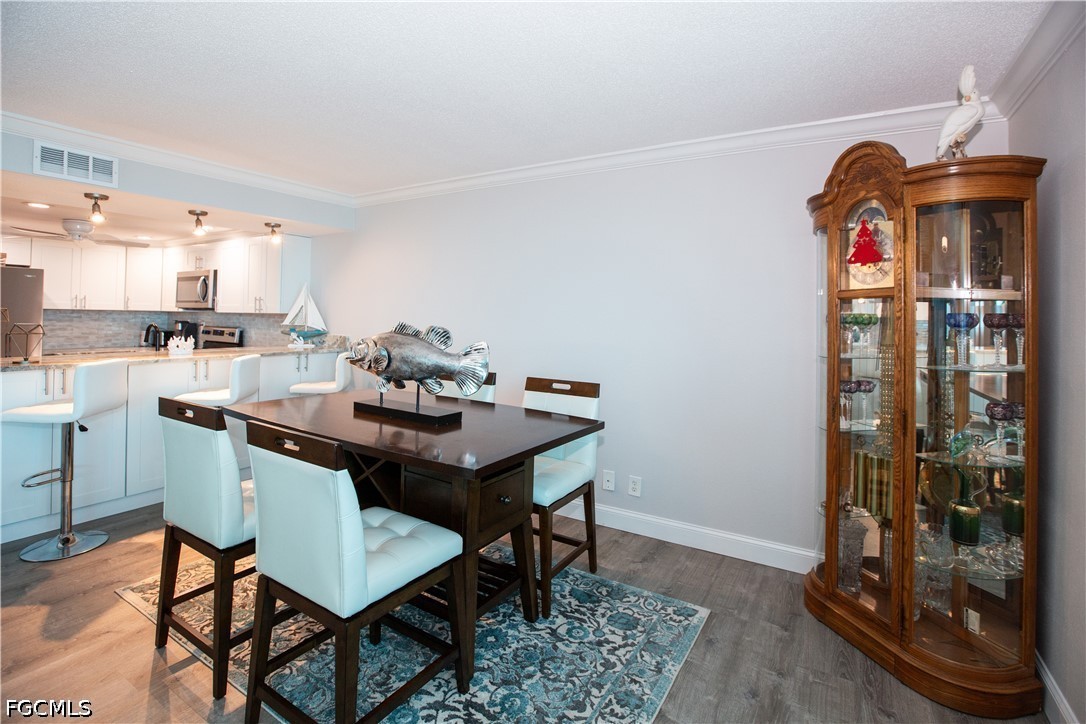1 Bed Waterfront Home for Sale in Schooner Bay, photo 17