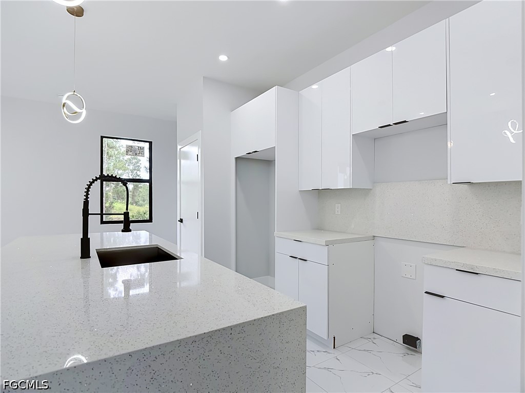 3 Bed SingleFamilyResidence for Sale in Lehigh Acres, photo 17
