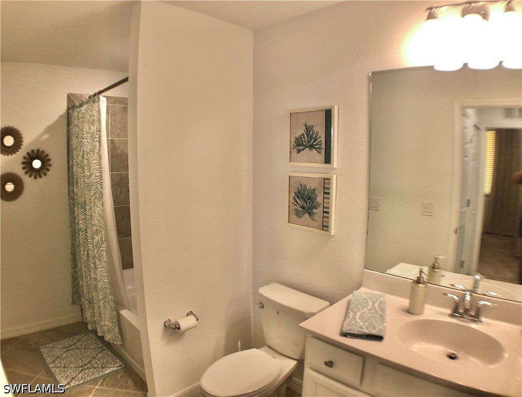 2 Bed Waterfront Home for Sale in Trevi, photo 17