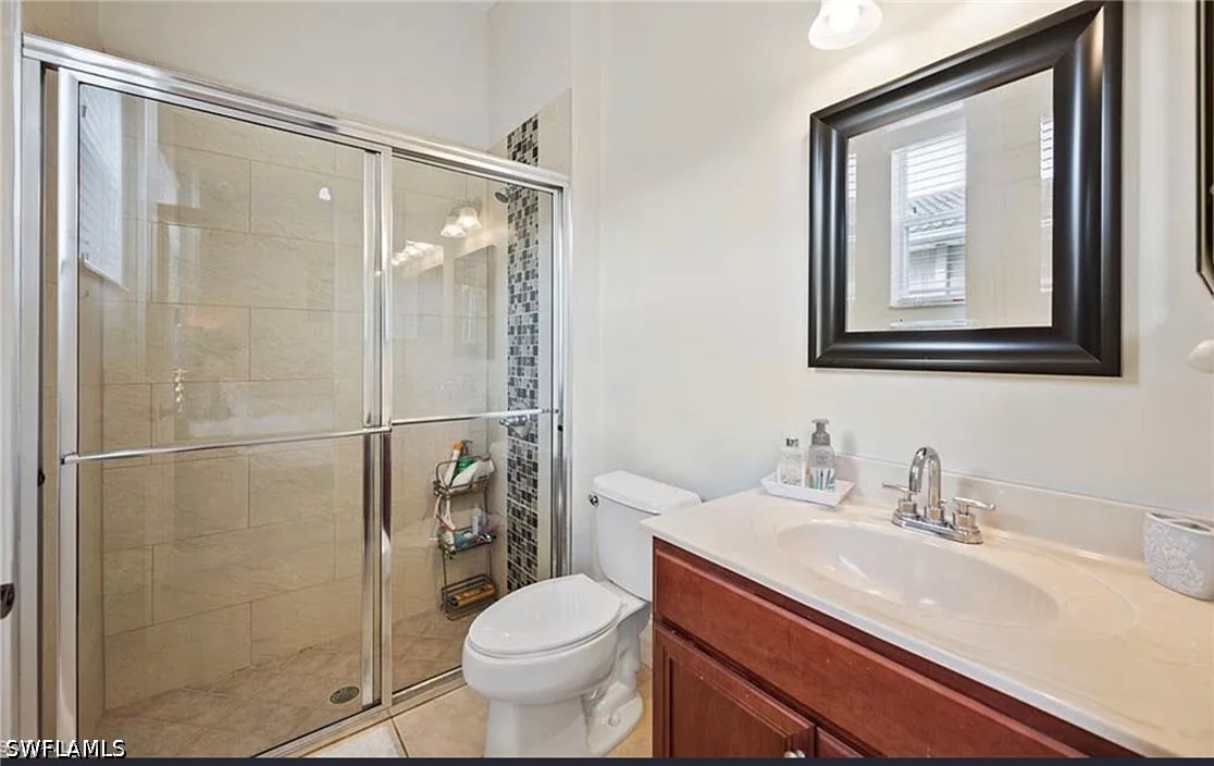 5 Bed Pool Home for Sale in Belle Lago Estates, photo 17