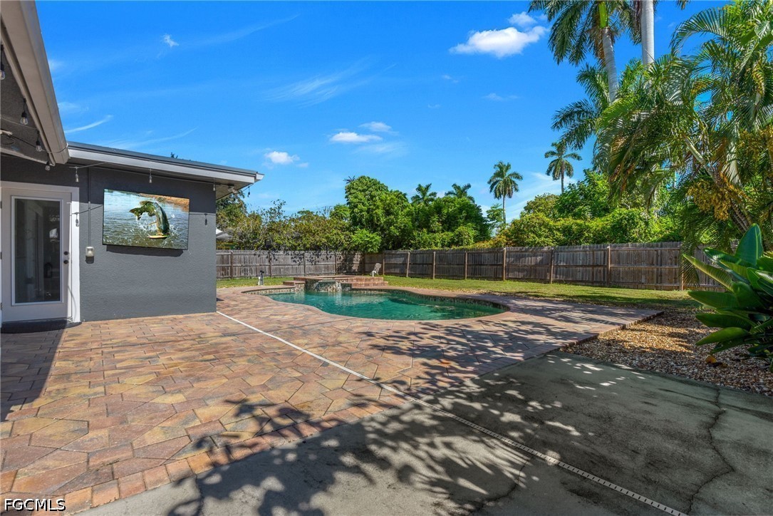 3 Bed Pool Home for Sale in Fort Myers Villas, photo 17